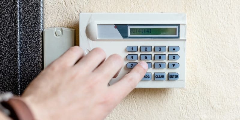 Panel alarmu domowego smart home
