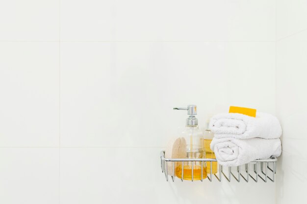 Jak wybrać odpowiedni dozownik do mydła dla twojej toalety publicznej: praktyczne porady i rozważania?